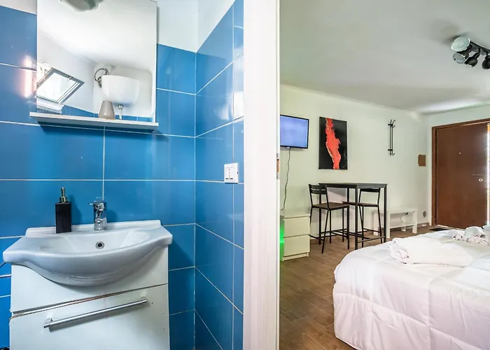 -the Rock- Garden And Express Train Center Appartement *
